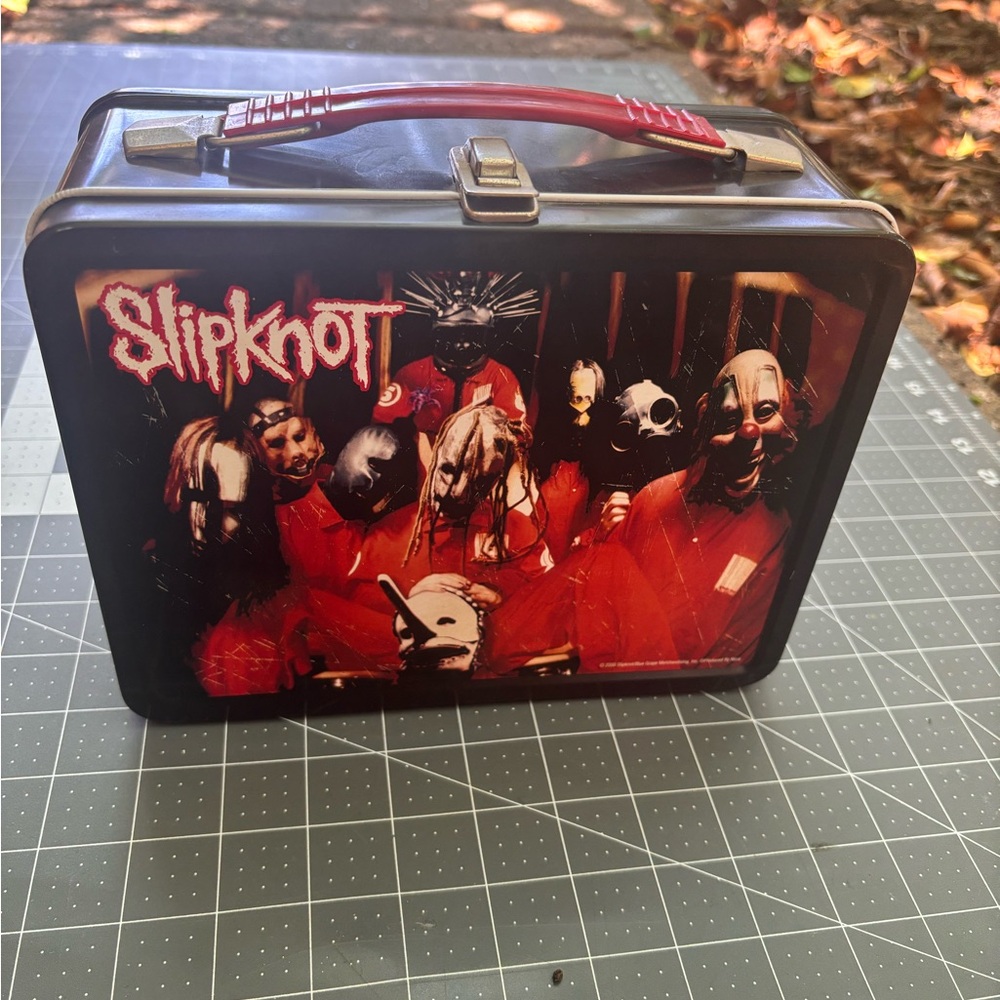 Hot Topic - 2000 Slipknot band Metal Lunchbox
